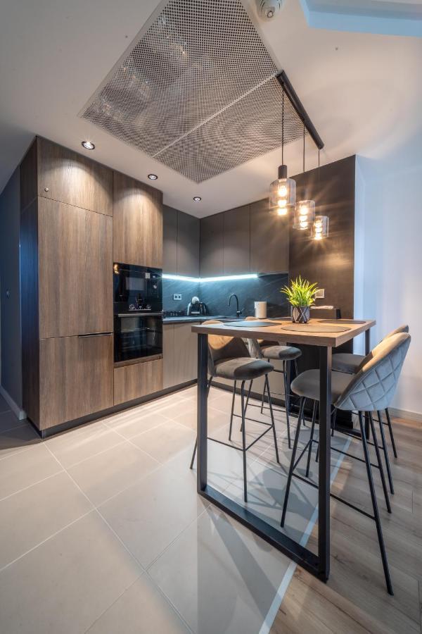 Sunrise Sky Lux Apartment, 33Rd Floor, Pool And Fitness Included Skopje Exterior photo
