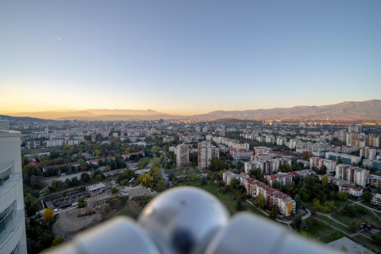 Sunrise Sky Lux Apartment, 33Rd Floor, Pool And Fitness Included Skopje Exterior photo